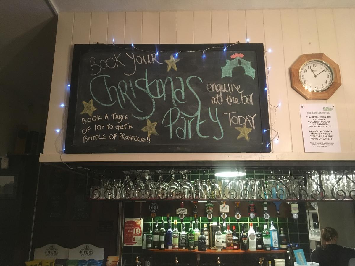 The George Hotel Kilsby 外观 照片
